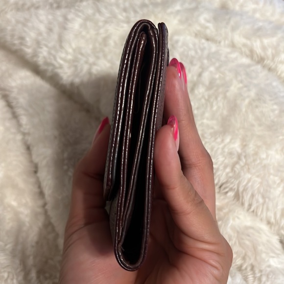 Authentic 💖 CHANEL 💖 wallet - Picture 10 of 11